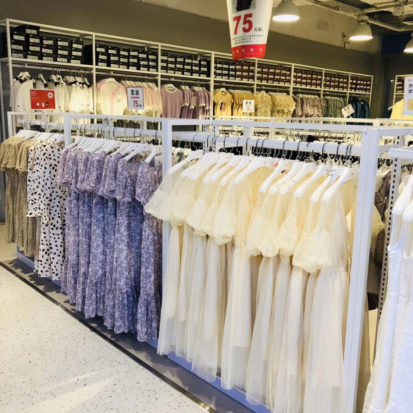 旅行购物怎么高效买？品牌特卖仓，直播购物成为了主流