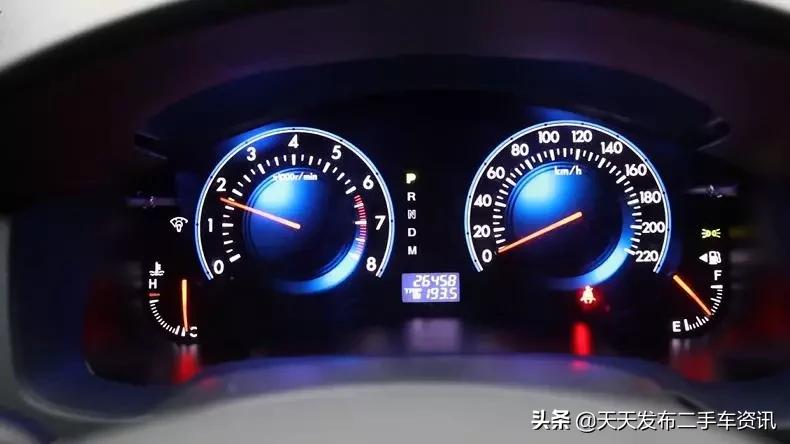 2万多的马自达8mpv,被低估的mpv