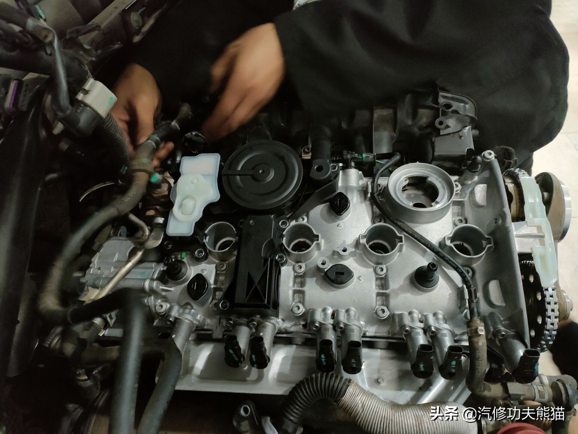 奥迪q5这车质量怎样,现在的奥迪q5烧机油