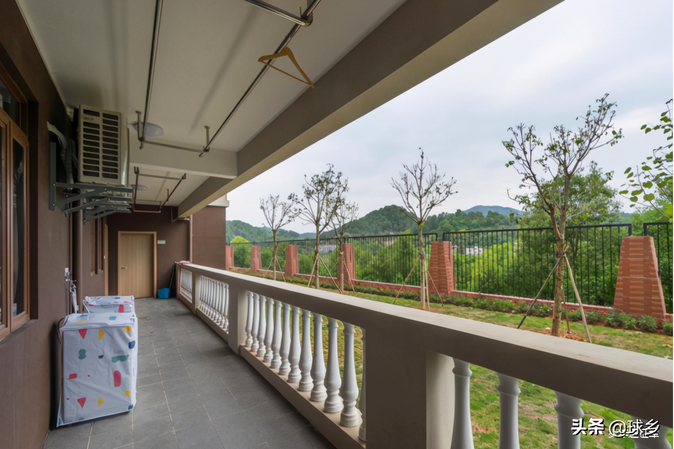 富力足校选拔视频,富力足校招收梯队青少年