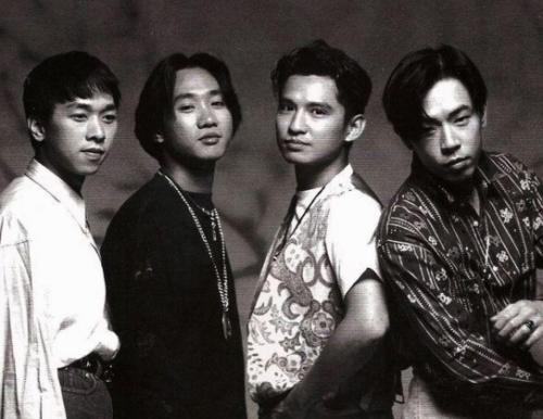 和beyond乐队同期的乐队是哪个,beyond是殿堂级乐队吗