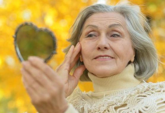 长老年斑有什么办法去除呢,彻底清除身上老年斑的方法