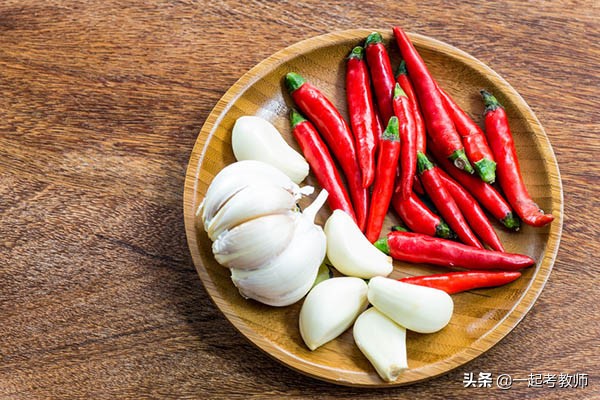 教师上岗辛酸,教师编制越来越难考还值得考吗