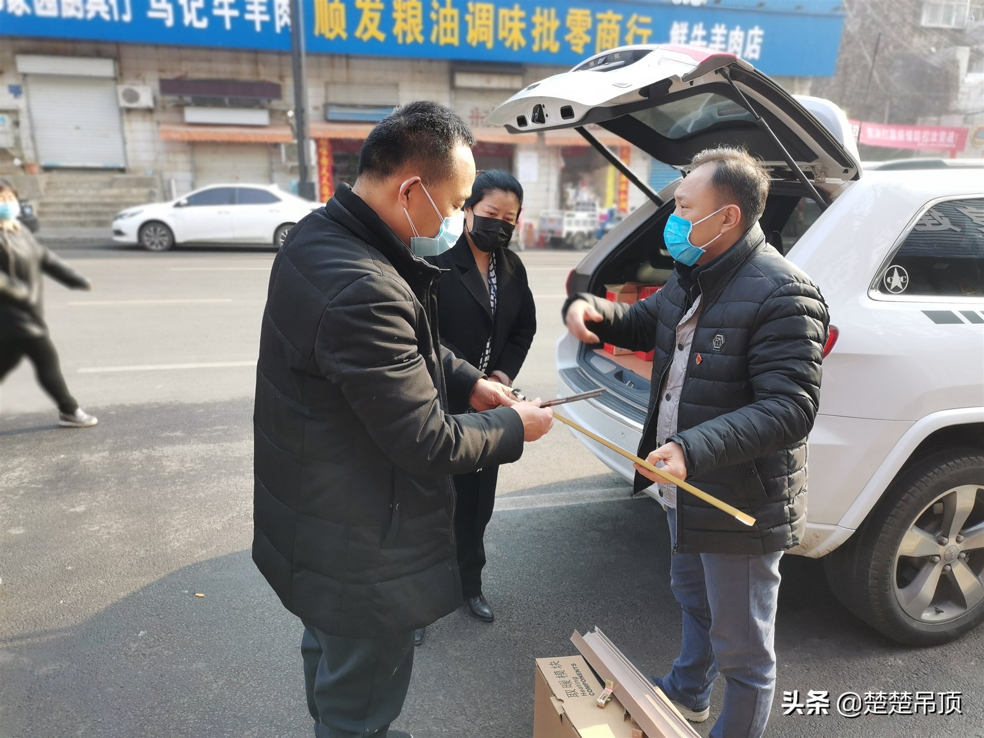 楚楚在行动丨疫情中的爱意，温暖千万家