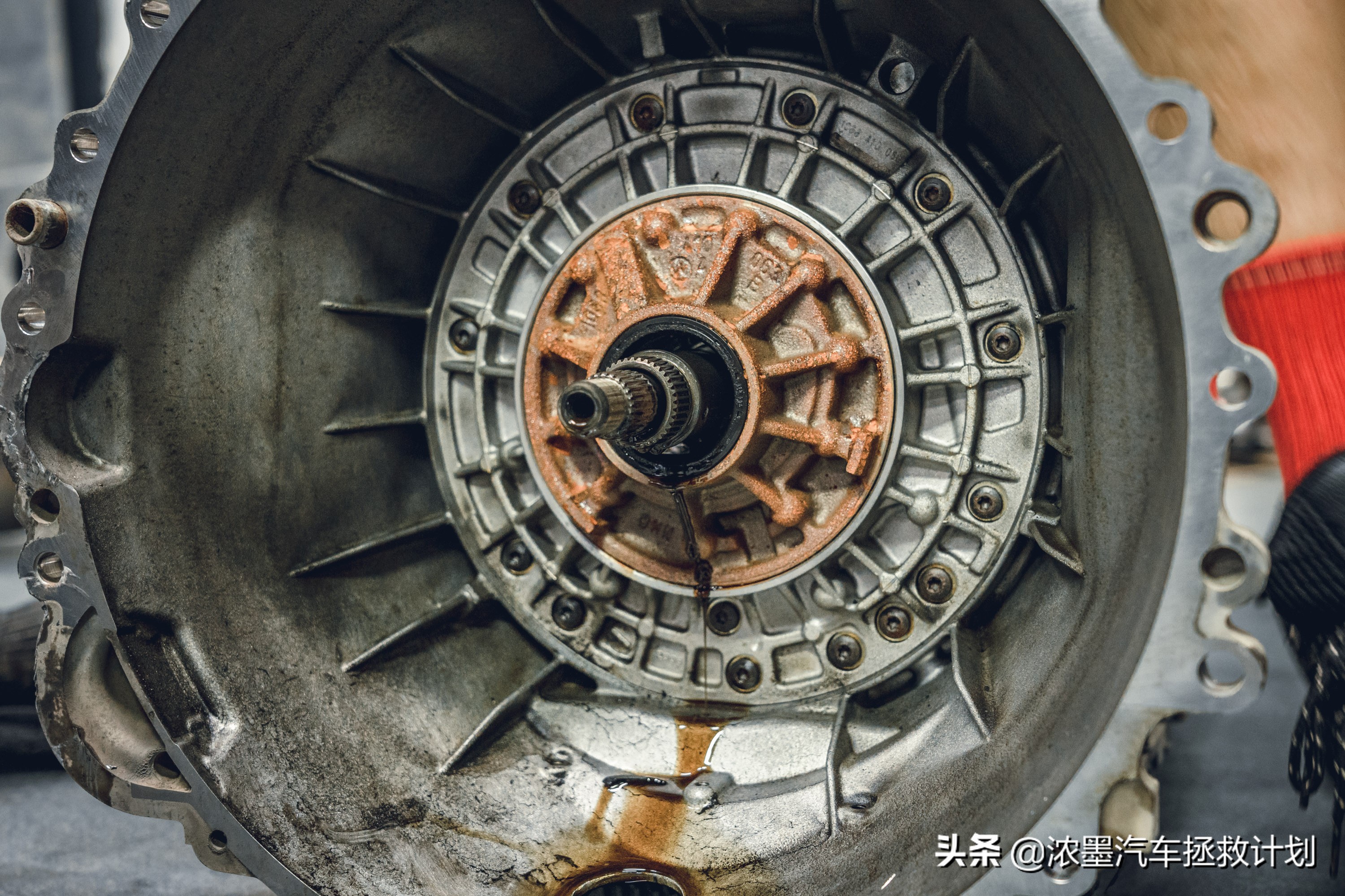 专业维修整备老款捷豹xj系列,老款捷豹xj整备视频