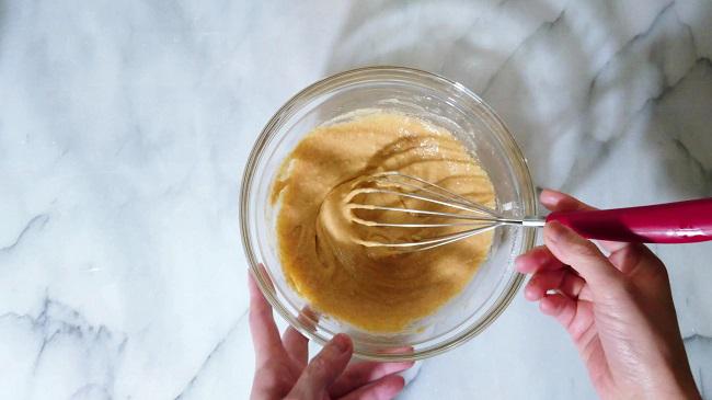 做蛋糕为什么会回缩严重,电饭锅蛋糕回缩的原因及解决方法