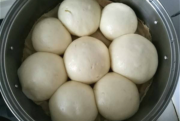 发面没有酵母怎么办?大厨教你用点它,拌一拌揉一揉,轻松发满盆