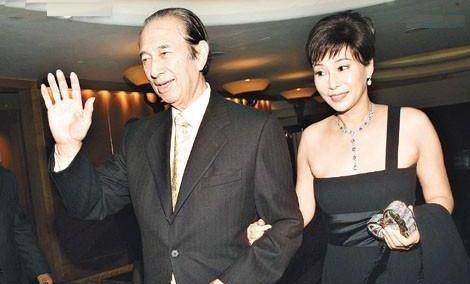 1989年，叶汉为何转让“东方公主”号，看其与何鸿燊公海博弈始末