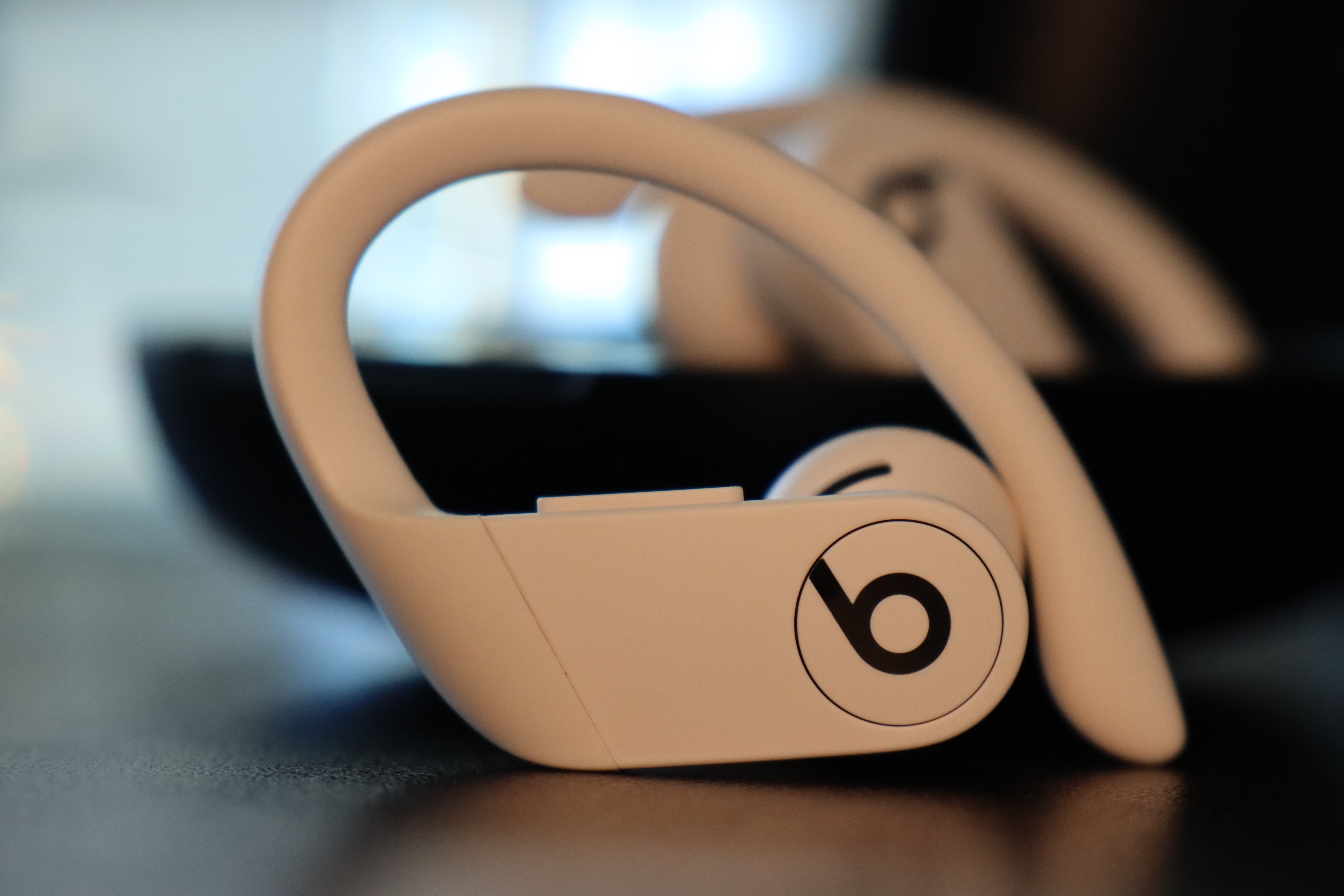 beatspowerbeatspro上手体验,beatspowerbeatspro沉浸式开箱