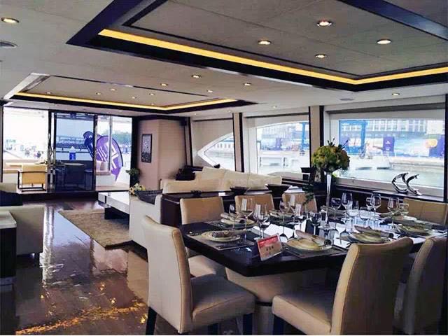 三亚上游艇的真实感受,三亚游艇包船体验