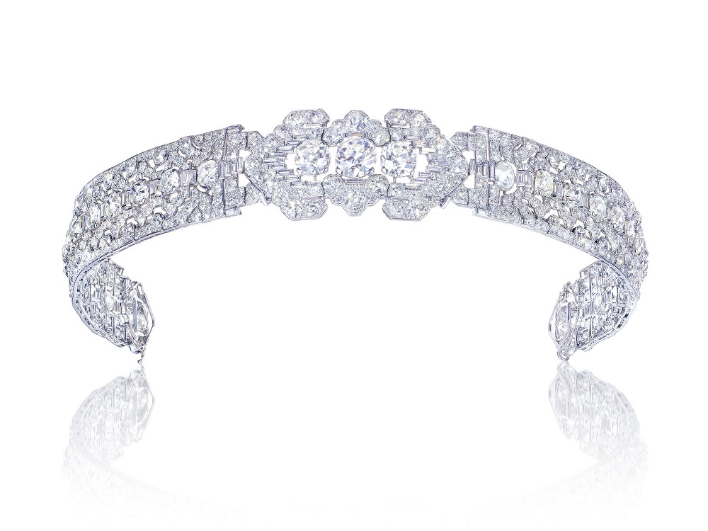 Christie’s日内瓦珠宝秋拍：7.03ct蓝钻，Cartier装饰艺术发带