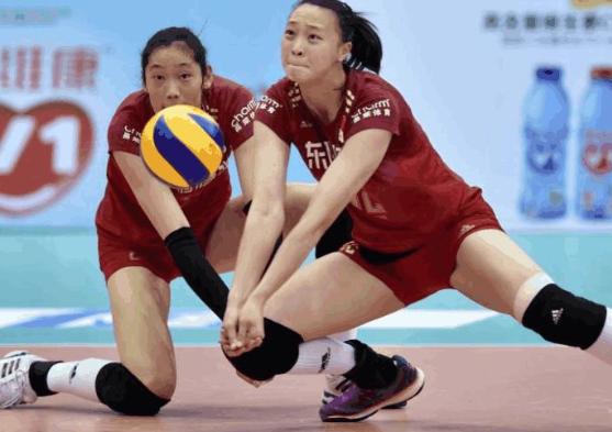 女排为什么一定要穿短衣服,女排为什么穿长筒袜