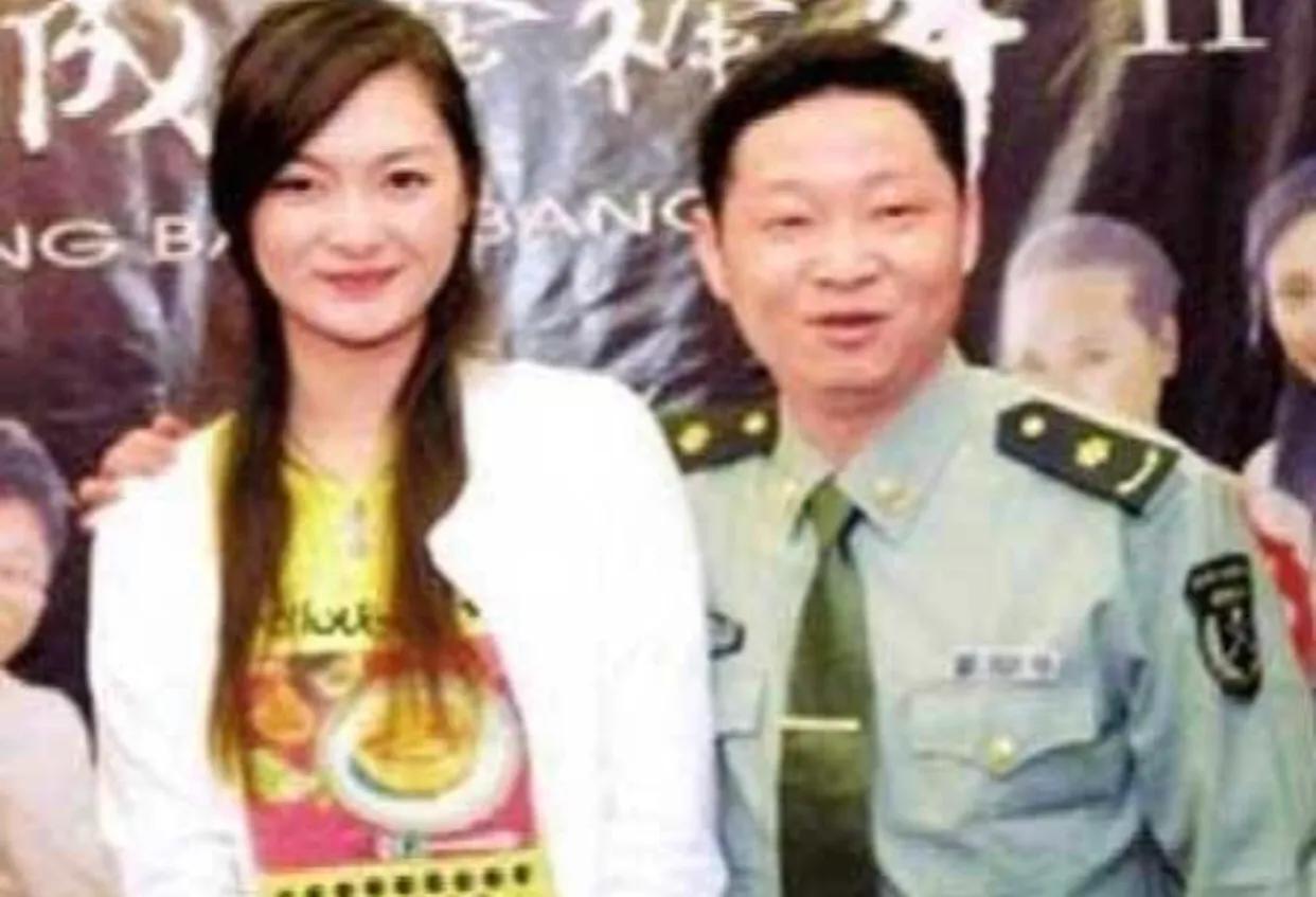 四大丑男演员娶四大美女,最丑男演员娶漂亮老婆