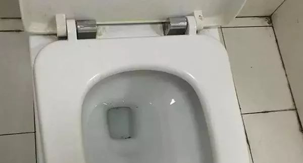 床上怎么预防阴虱,男性裸睡容易感染滴虫吗