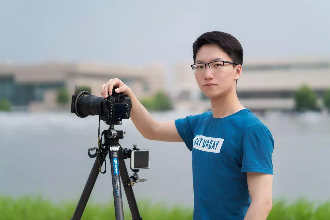 哪一款三脚架实用,如何选择合适的三脚架