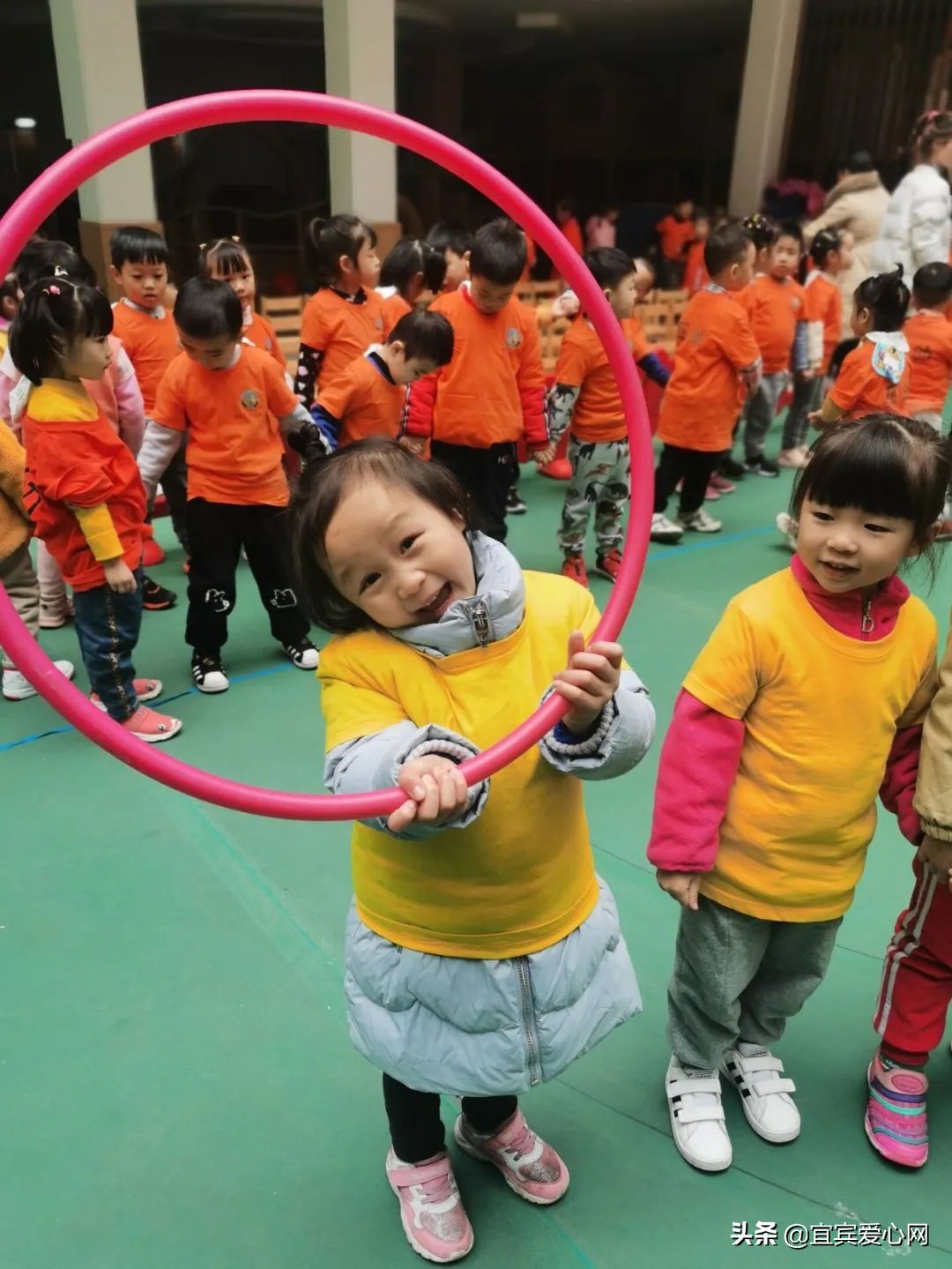 幼儿园乐享春天活动,幼儿园欢乐运动