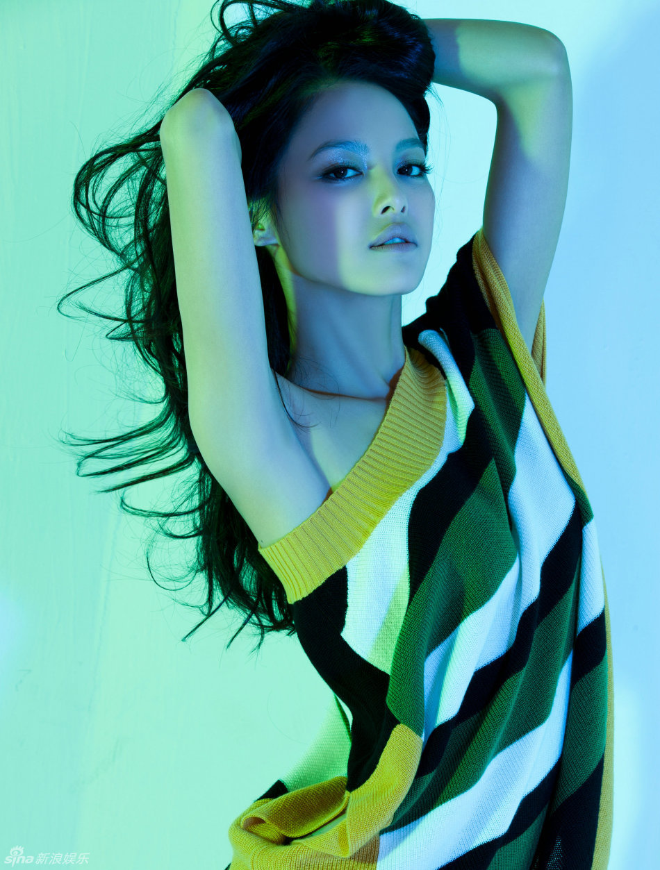 我的机器人女友辛芷蕾完整版,我的机器人女友辛芷蕾服装