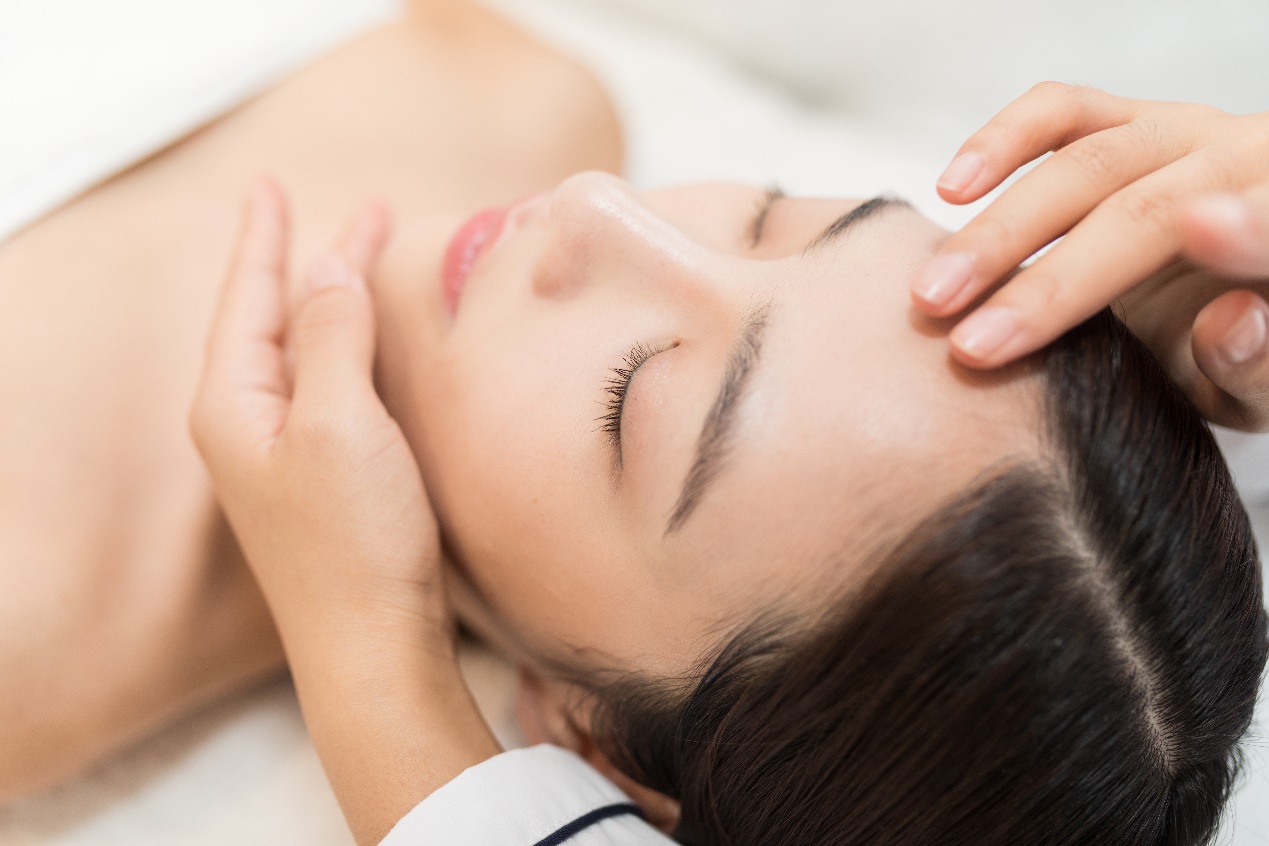 天生黄黑皮怎么变白,黄黑皮变白