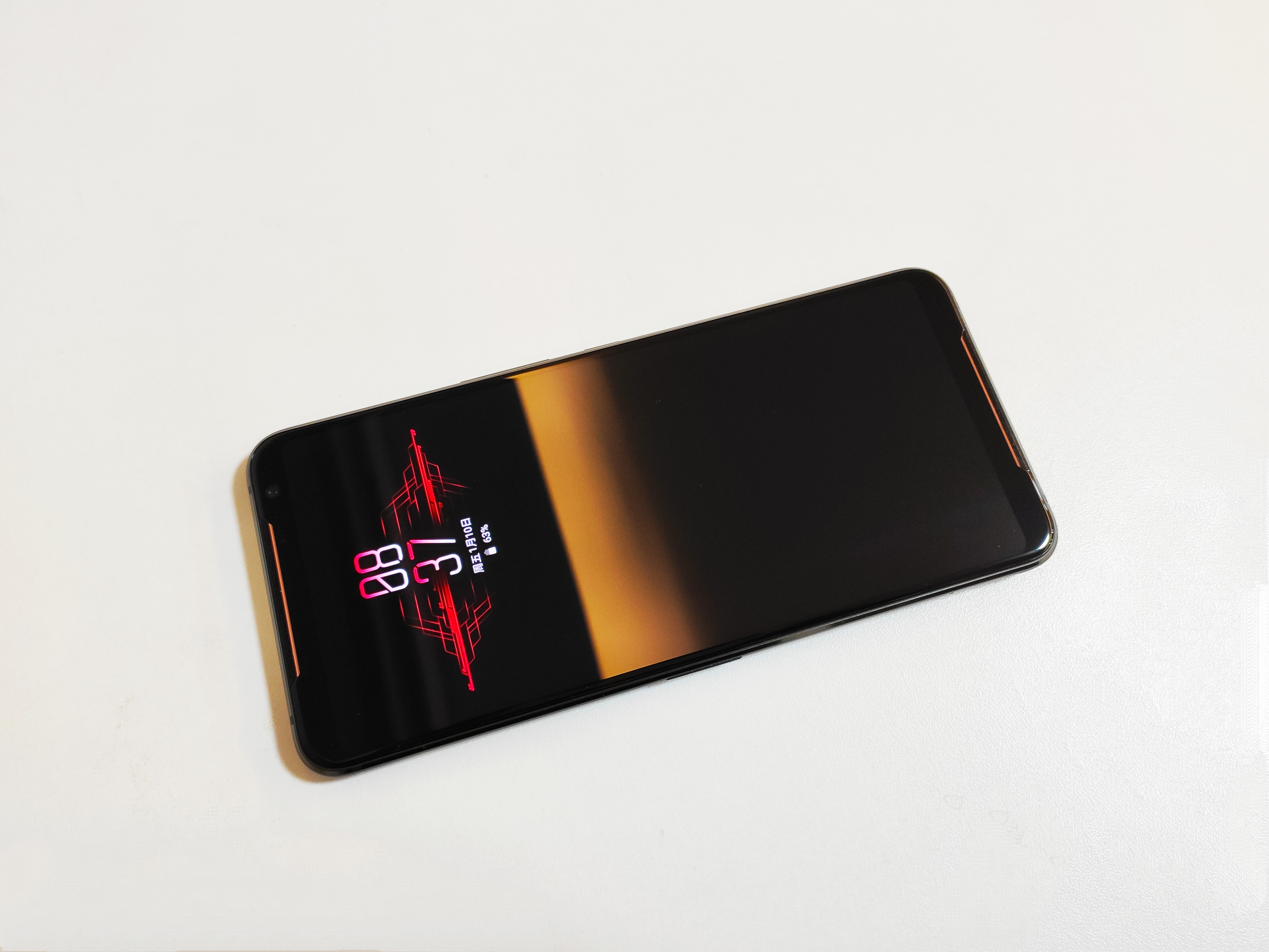 华硕rog手机2代吃鸡黑科技,华硕rogstrixz370-hgaming