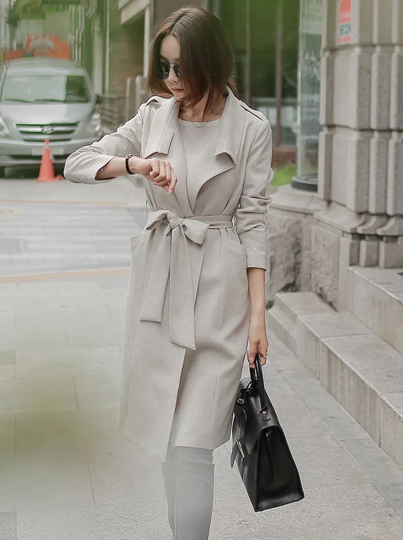 带环风衣的腰带怎么绑,coach风衣腰带的后边系法男士