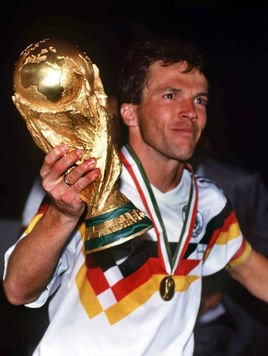 历届亚洲足球先生得主都有谁啊,历届国际足联普斯卡什奖得主