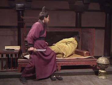 ,速读三国+评述第四回废汉帝陈留践位谋董贼孟德献刀