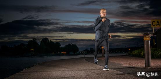 新手想跑半马前期怎么训练,新手想跑半马怎么开始训练