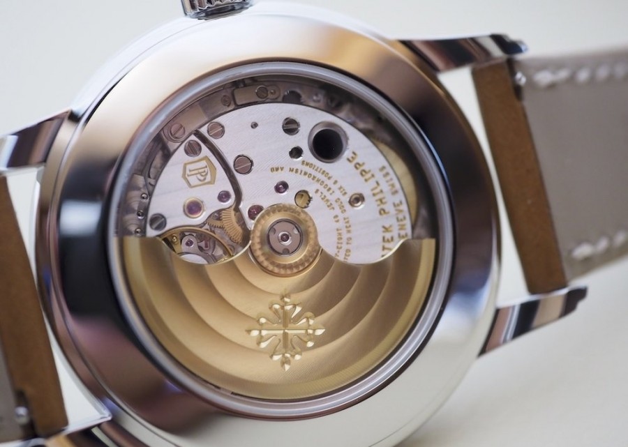 百达翡丽八针月相表最新款,百达翡丽calatrava系列周历