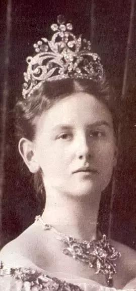 世界各国王冠,世界各国皇室珠宝排名