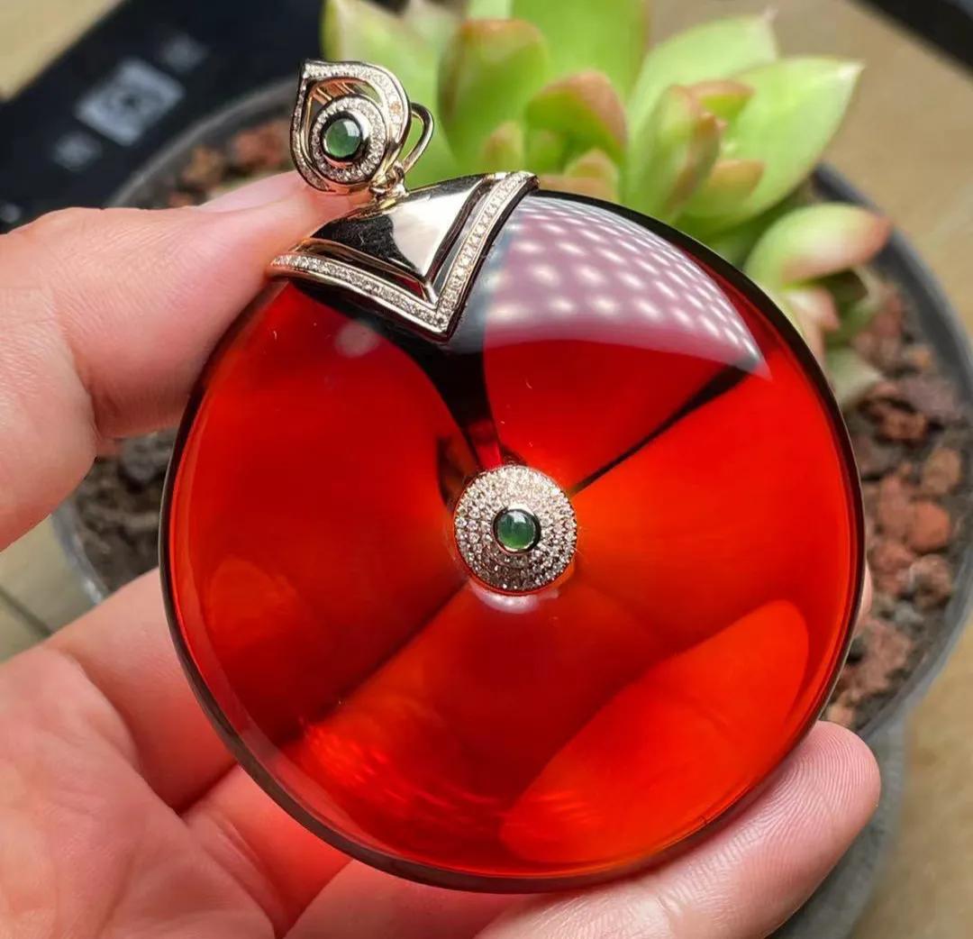 缅甸水胆琥珀收藏价值,缅甸琥珀根珀价格收藏价值