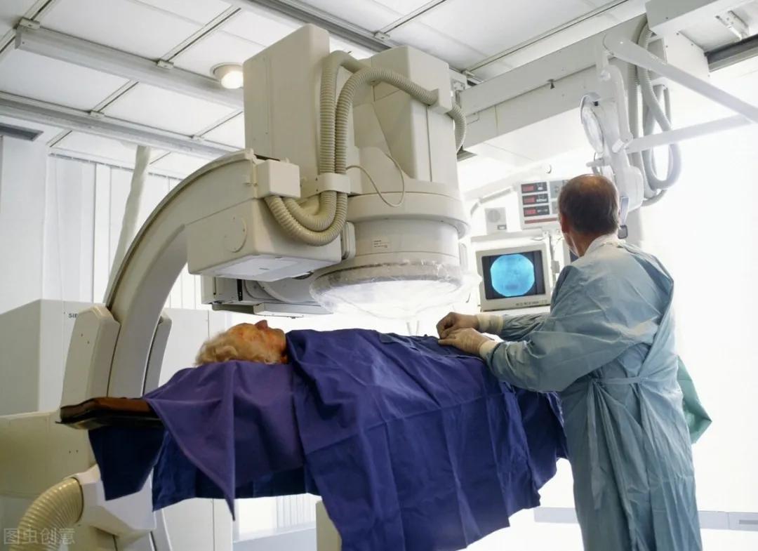 女人双腿水肿是癌症的前兆,女性双下肢水肿的鉴别诊断