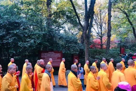杭州灵隐寺雷峰塔攻略,杭州灵隐寺旅游攻略