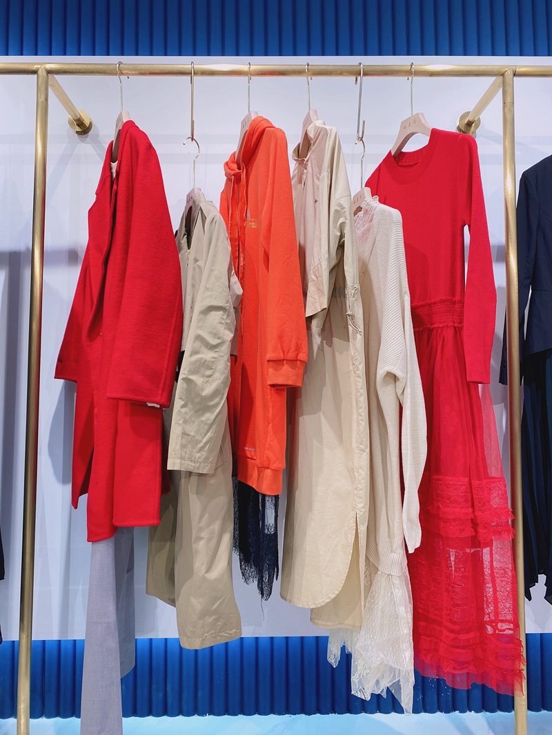 依美居品牌折扣女装,依美居品牌女装折扣