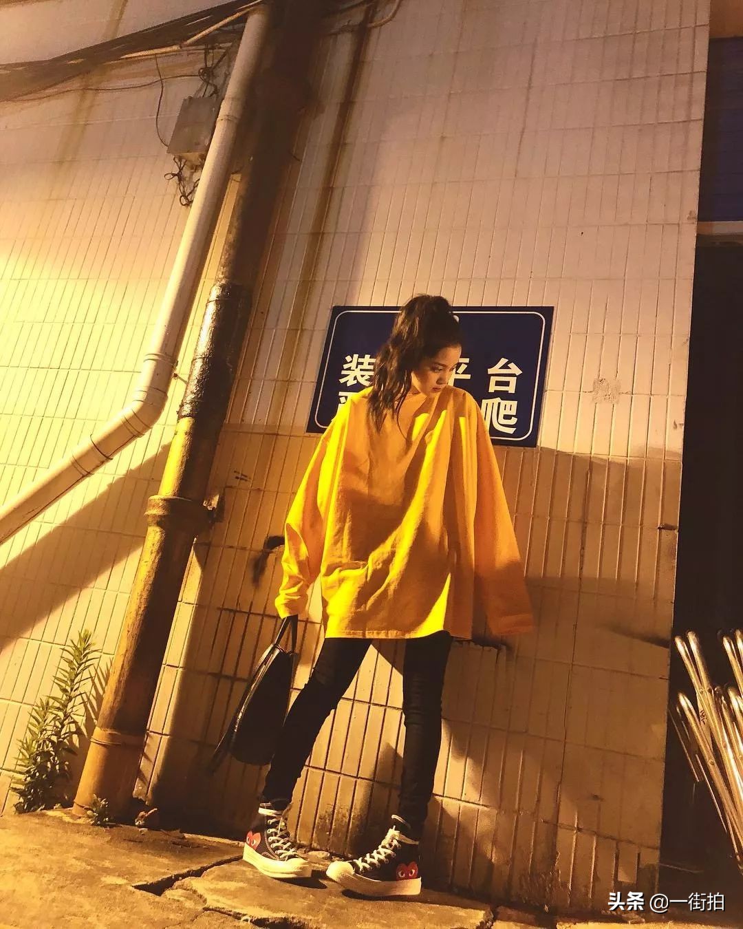 欧阳娜娜同款匡威,欧阳娜娜匡威同款粉色