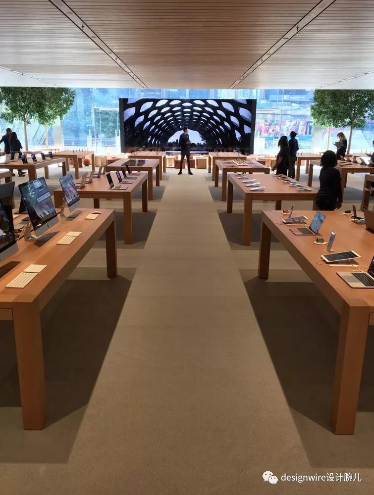 全球第一家苹果水上直营店在哪里,全球第一水上零售店