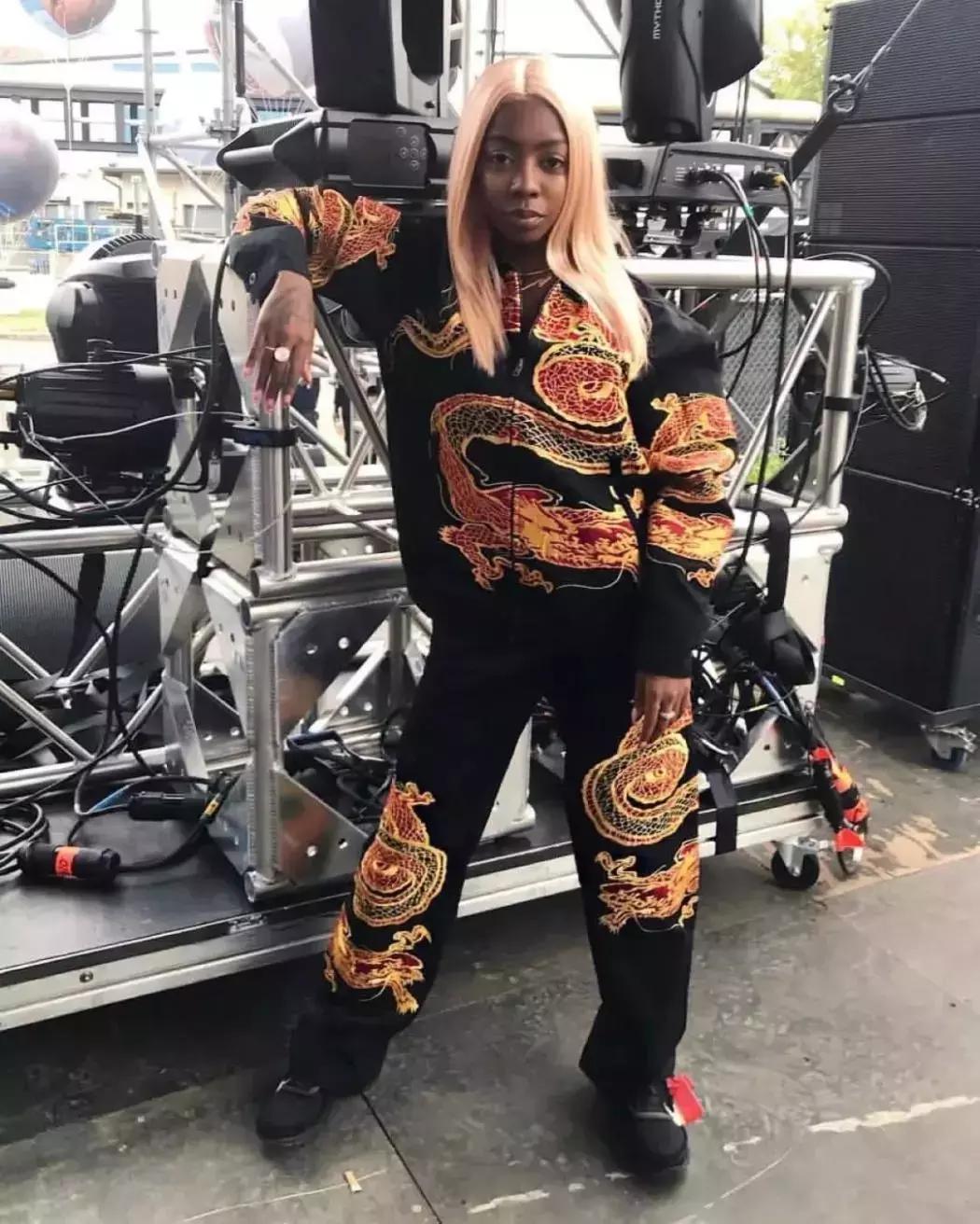 除了那位「E奶」女孩以外,DJ圈还有许多值得关注的小姐姐存在！