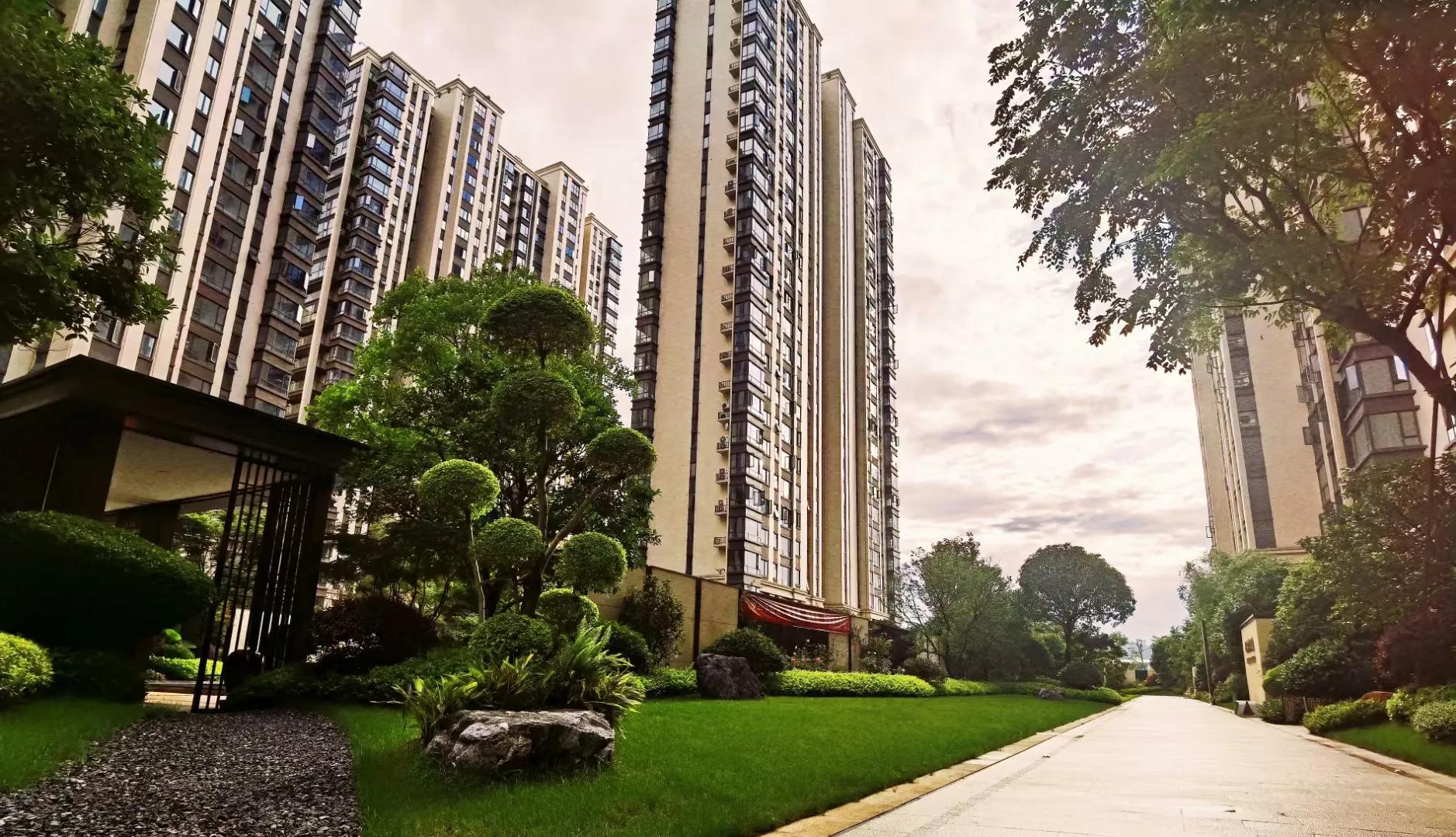 买房选27栋楼好吗,纠结买不买楼梯房5楼