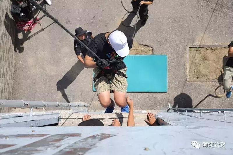 特警魔鬼式训练,普通人感受特警训练