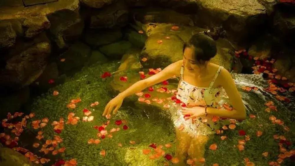 杭州泡汤温泉排行榜最新,冬季国内温泉推荐