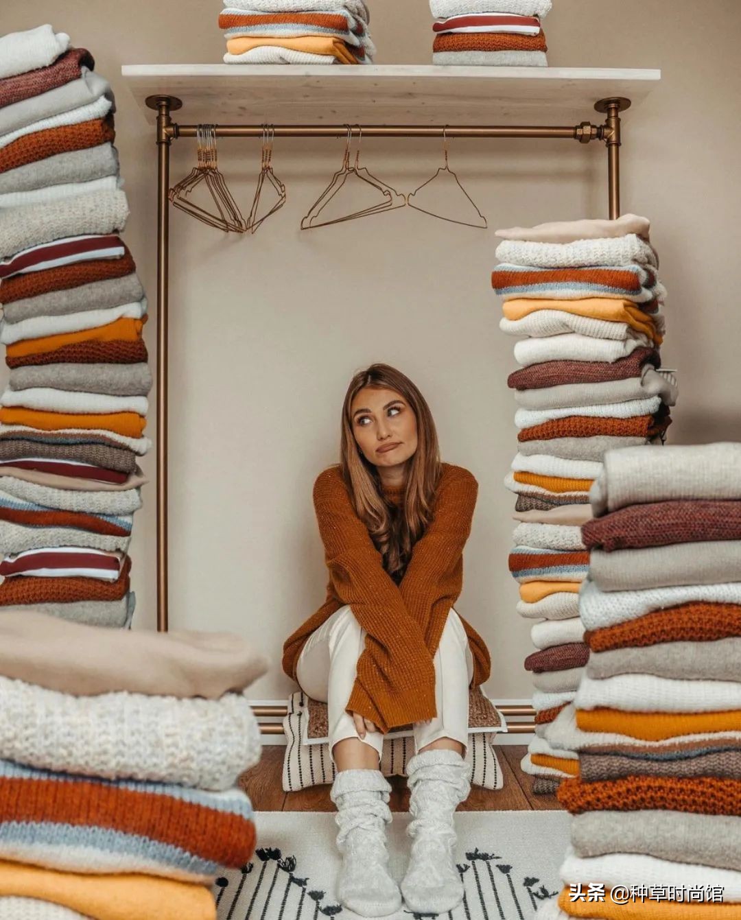 短款驼色和哪三个颜色最搭,今冬穿驼色这6种颜色美爆了