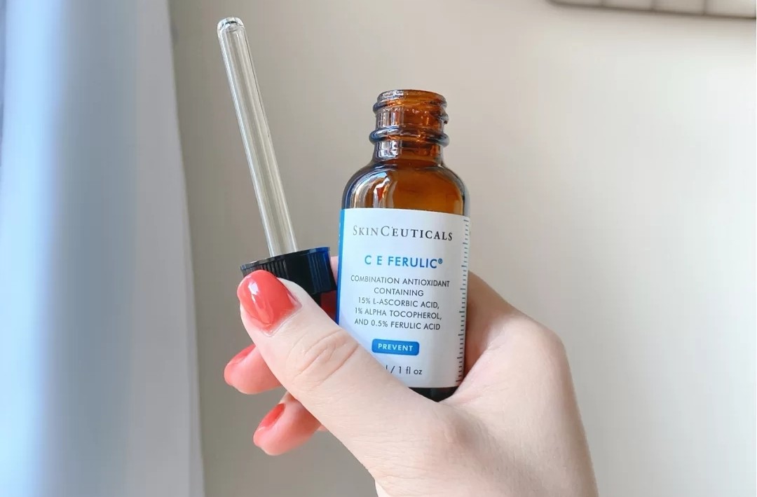 脸上有痘印该用去痘印精华吗,反复起痘有痘印应该用什么精华