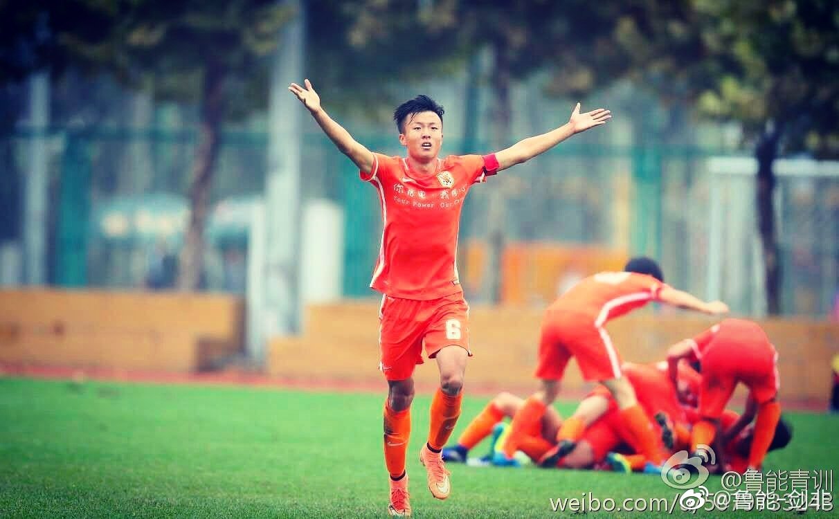 椴佽兘灏忓皢鎯婅壋涓秴瑙嗛,灞变笢椴佽兘娉板北灏忓皢棣栫