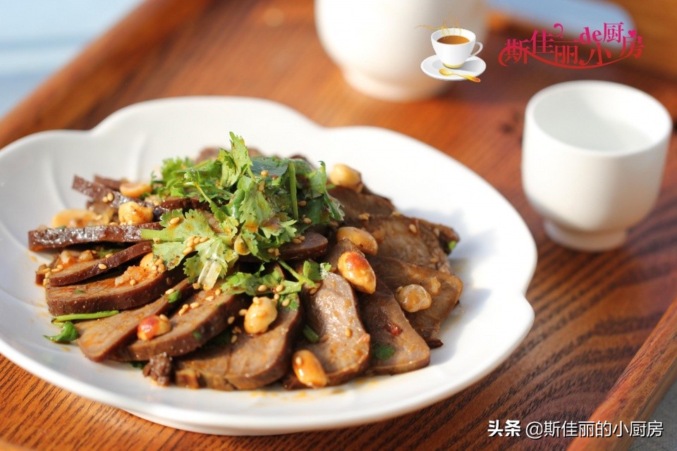 看球赛，除了啤酒，这几道下酒菜记得要备上，好吃好做下酒又解馋