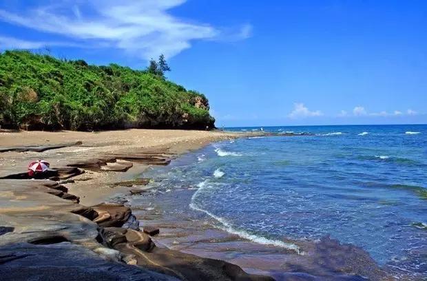哪里的海岛比鼓浪屿好玩,跟鼓浪屿一样的小岛