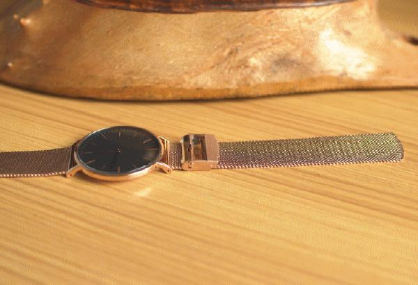 小米有品新品：原装进口机芯，轻派超薄石英表，仅售百元