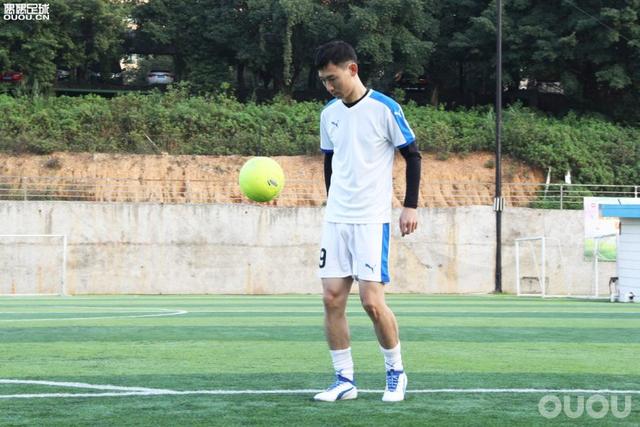 AG更适合大众！PUMAevoTOUCHProFGvsAG