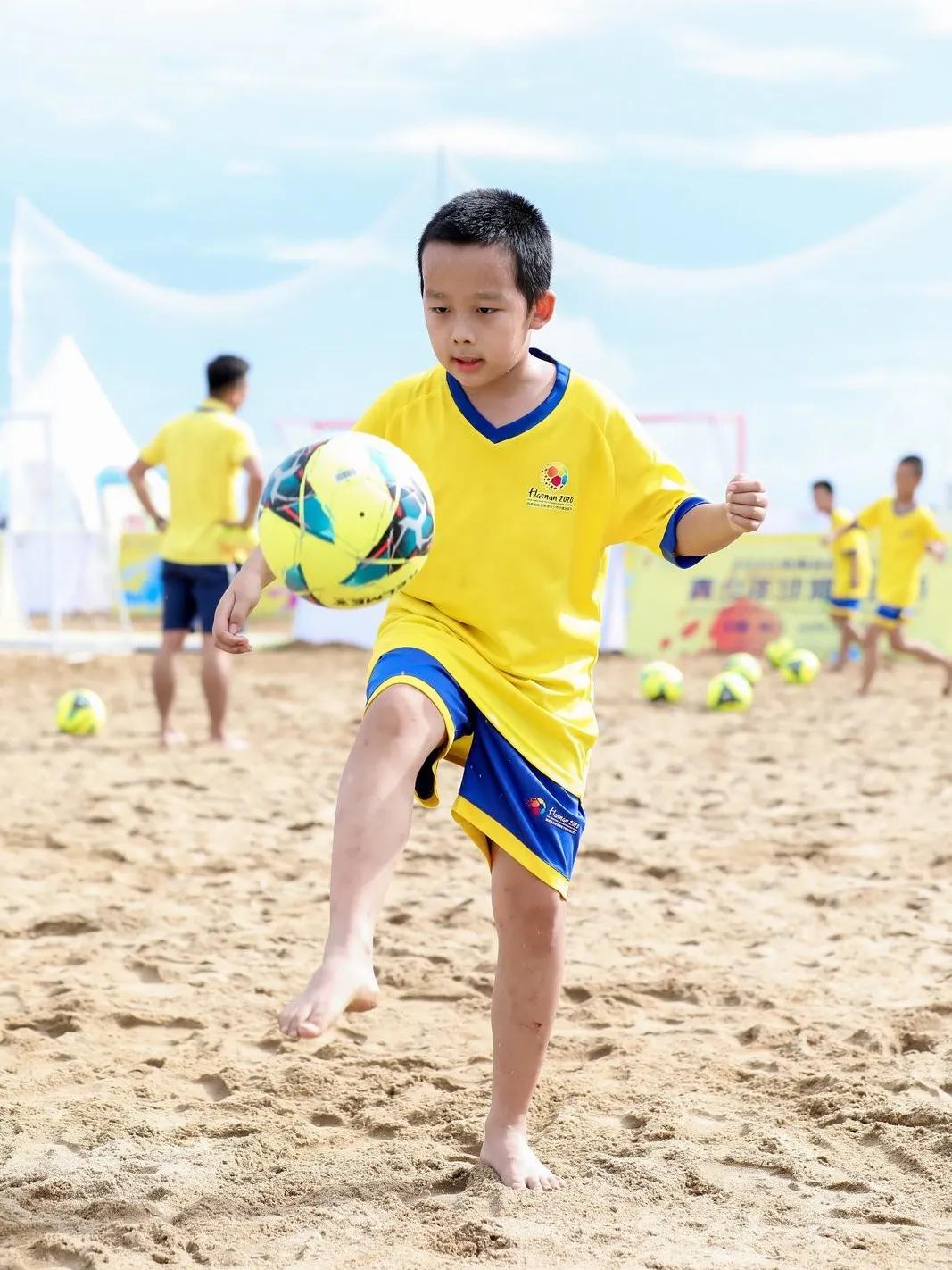 中国青少年足球训练营申城,活力训练营视频