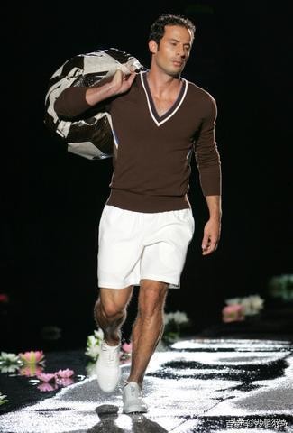 被忽视的“76黄金一代”成员，矮脚虎久利的童话世界