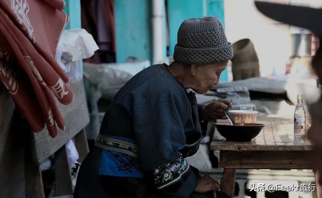 全网为阿朵淘汰鸣不平，而我想去她隐居5年的“世外桃源”静一静