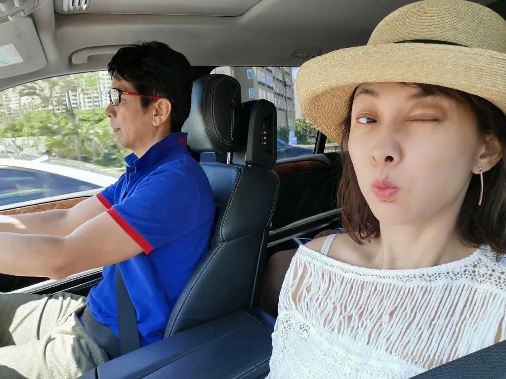 47岁的牛莉结婚了吗,牛莉现在结过几次婚